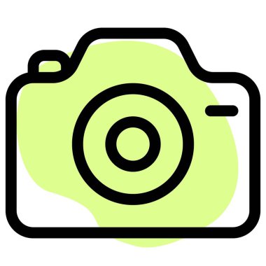 Yeni nesil DSLR ile turist kamerası