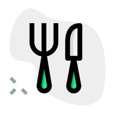 Bıçak ve çatal desenli otel odasındaki restoran.