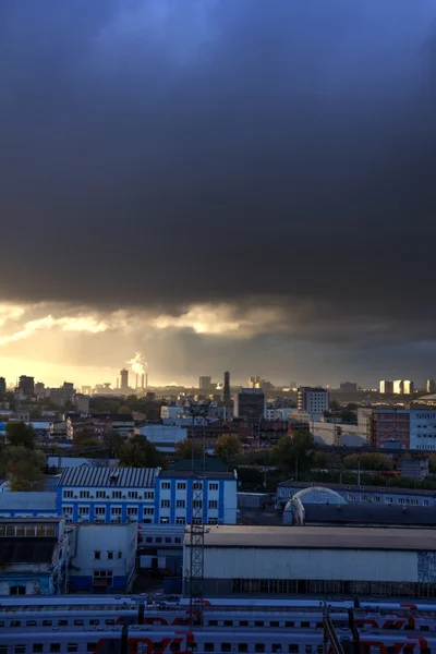 Thundercloud. Sky. City. — Stock Photo, Image