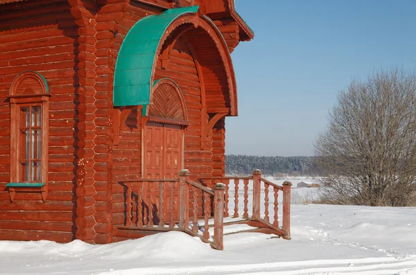 Russisch-orthodoxe Kirche im kalten Winter — Stockfoto