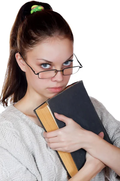 Девушка с книгой изолированы на белом фоне — стоковое фото