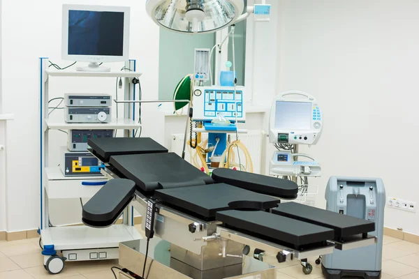 Reanimation ward with modern equipments — Stock Photo, Image