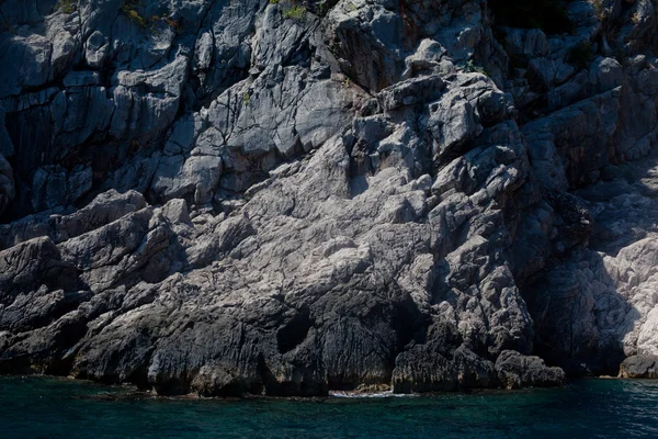 岩場と海 — ストック写真