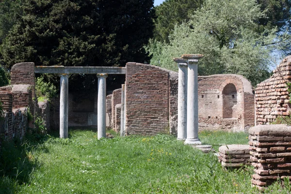 Eski Roma kalıntıları — Stok fotoğraf