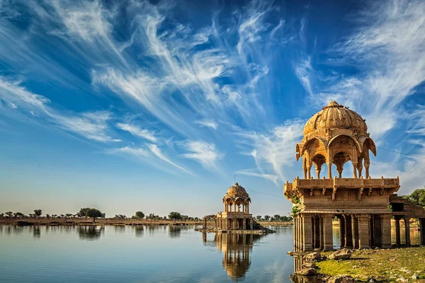 Punto di riferimento indiano Gadi Sagar in Rajasthan — Foto Stock