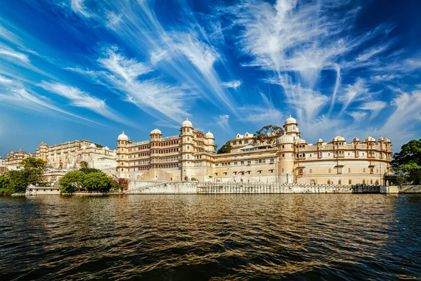 Palazzo della città, Udaipus, Rajasthan — Foto Stock