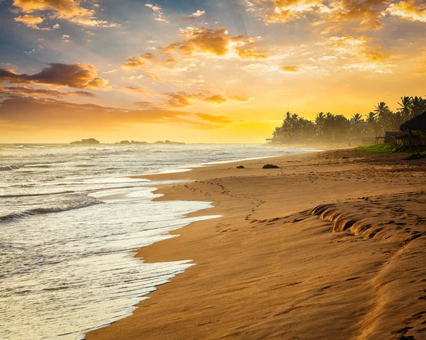 Óceán naplemente, tenger strandon — Stock Fotó