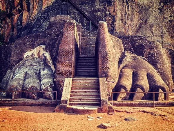 Lion paws pathway on Sigiriya rock, Sri Lanka — Stock Photo, Image