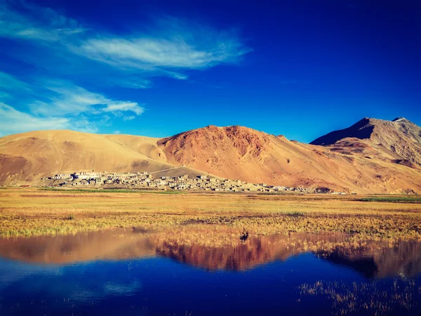 Korzok dorp op tso moriri, ladakh — Stockfoto