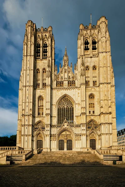 Brüksel, Belçika 'daki St. Michael ve St. Gudula Katedrali — Stok fotoğraf