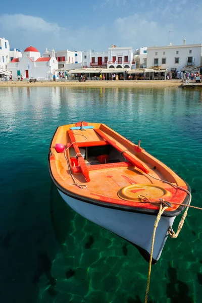 Mykonos港的希腊渔船 — 图库照片
