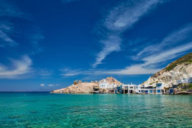 Yunanistan 'ın Milos kentindeki Firapotamos plajı