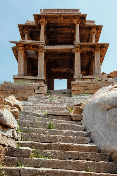 Antiguas ruinas de Hampi. Bazar Sule, Hampi, Karnataka, India —  Fotos de Stock