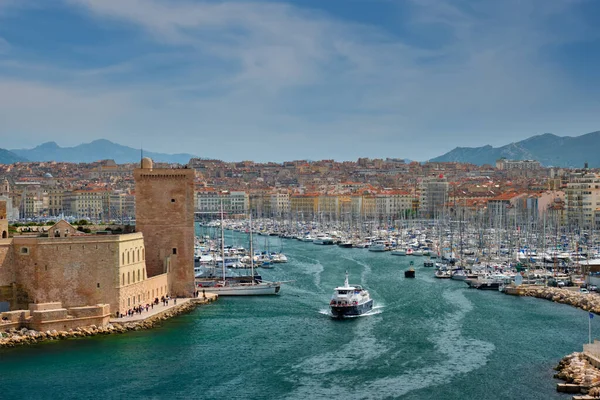Porto Vecchio di Marsiglia con yacht Marsiglia, Francia — Foto Stock