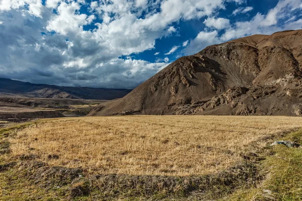 Himalaya landschap. Ladakh, India — Stockfoto