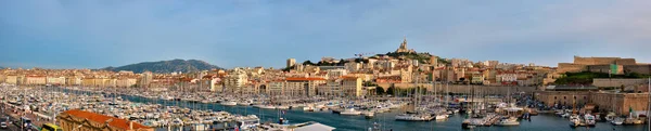 Marseille Old Port s jachtami. Marseille, Francie — Stock fotografie