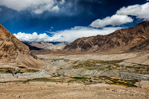 Kardung village a Himalájában — Stock Fotó