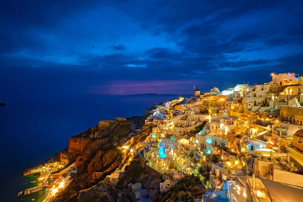 Famoso destino turístico griego Oia, Grecia —  Fotos de Stock