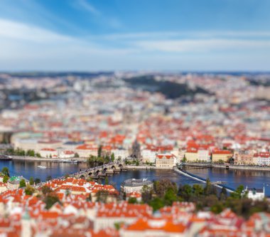 görünümünü vltava Nehri, Prag charles Köprüsü