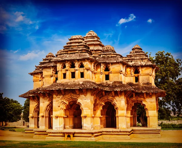 Lotus Mahal palace ruines i Hampi — Stockfoto