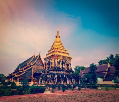 WAT chedi luang. Chiang mai, Tayland