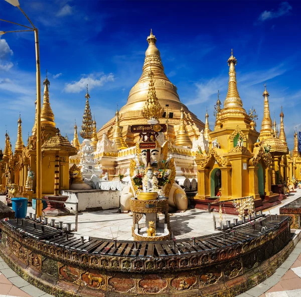 Shwedagon pagoda — Stock Photo, Image