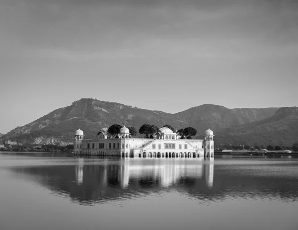 Дворец Воды Джел Махал. Джайпур, Раджастан, Индия — стоковое фото