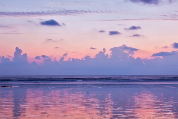Sunset on Baga beach. Goa — Stock Photo, Image