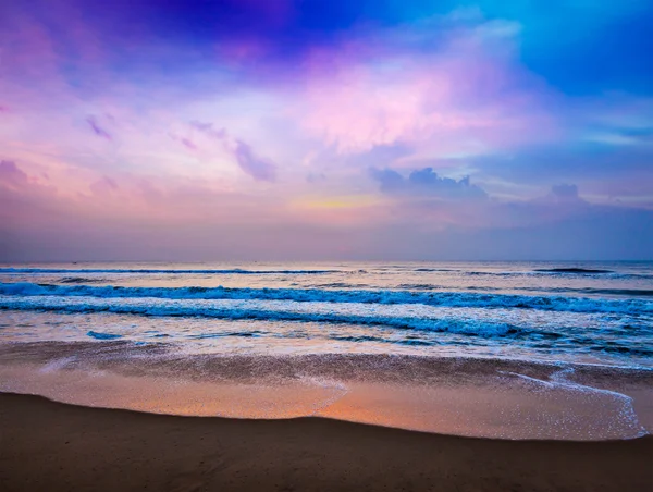 Océano pacífico amanecer — Foto de Stock