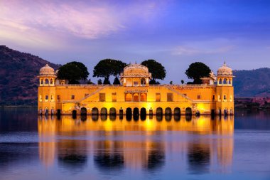 Jal Mahal Su Sarayı. Jaipur, Rajasthan, Hindistan