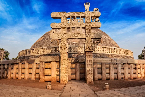 Grande Stupa. Sanchi, Madhya Pradesh, Índia — Fotografia de Stock