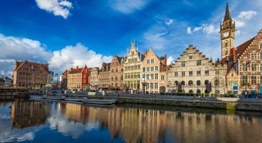Ghent kanal ve graslei sokak. Gent, Belçika