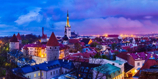 Tallinn Ortaçağ eski şehir panoraması, Estonya — Stok fotoğraf