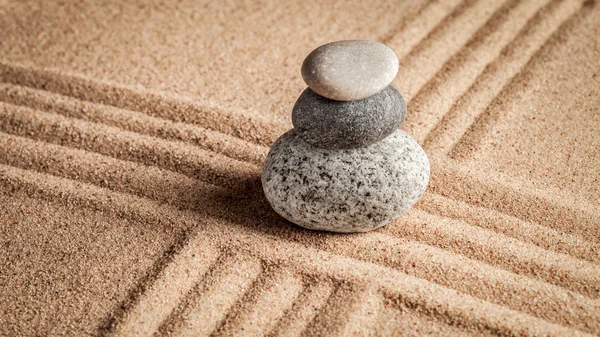 Japonês zen jardim de pedra — Fotografia de Stock