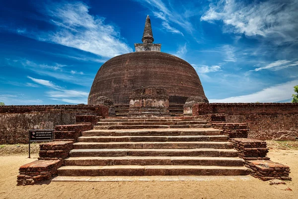 Rankot Vihara, Polonnaruwa, Sri Lanka — Stockfoto