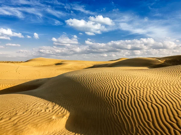 Sanddyner i öknen — Stockfoto