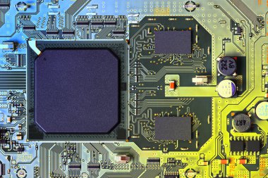 Elektronik devre kartı kapanıyor.