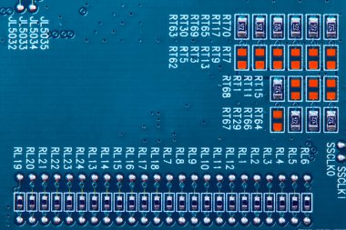Elektronik devre kartı kapanıyor.