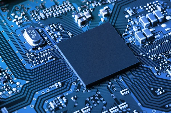 Elektronik devre kartı kapanıyor.