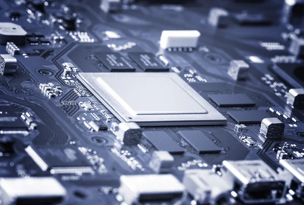 Elektronik devre kartı kapanıyor.
