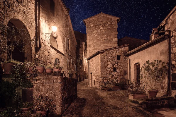 Sorano street at night — Stock Photo, Image