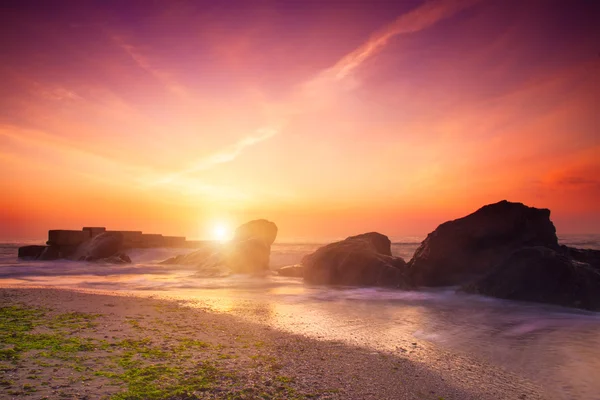 Soluppgång vid havet — Stockfoto