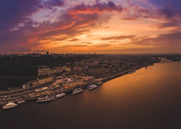 Puesta de sol sobre Dnipro — Foto de Stock