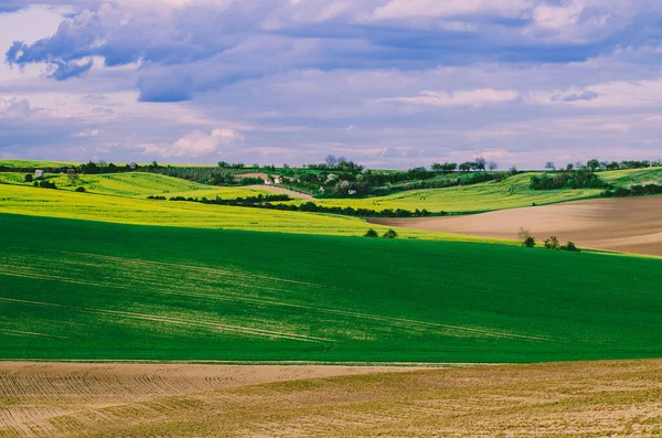 Paisaje rural de primavera —  Fotos de Stock