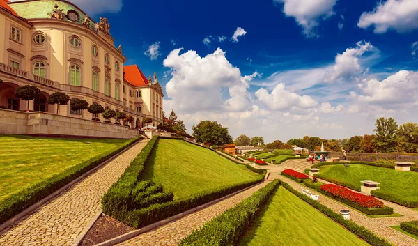 King Palace garden — Stock Photo, Image
