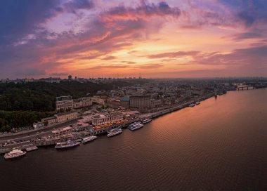 Dnipro 'da günbatımı