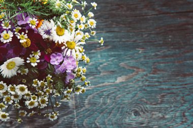 Yaz çiçekleri tasarımı