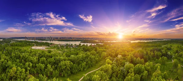 Kırsal yaz günbatımı