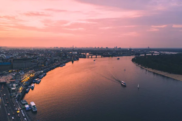 Pôr do sol sobre Dnipro — Fotografia de Stock