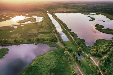 Kırsal yaz günbatımı